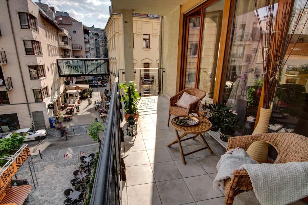 Grand Adventure In Budapest Exterior foto